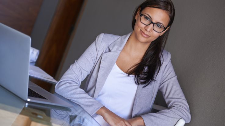 donna lavora al cash flow aziendale